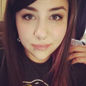 Meet your Posher, Apryl